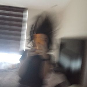 Meet your Posher, Lesley